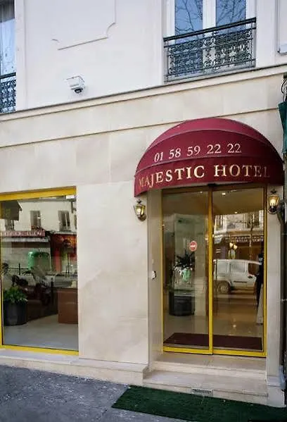 121 Paris Hotel