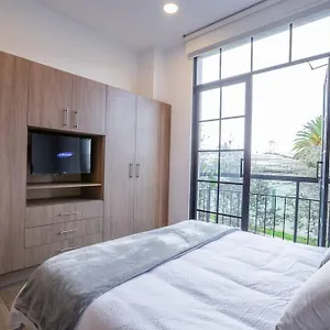 Apartamento Mumbai Beautiful Quito