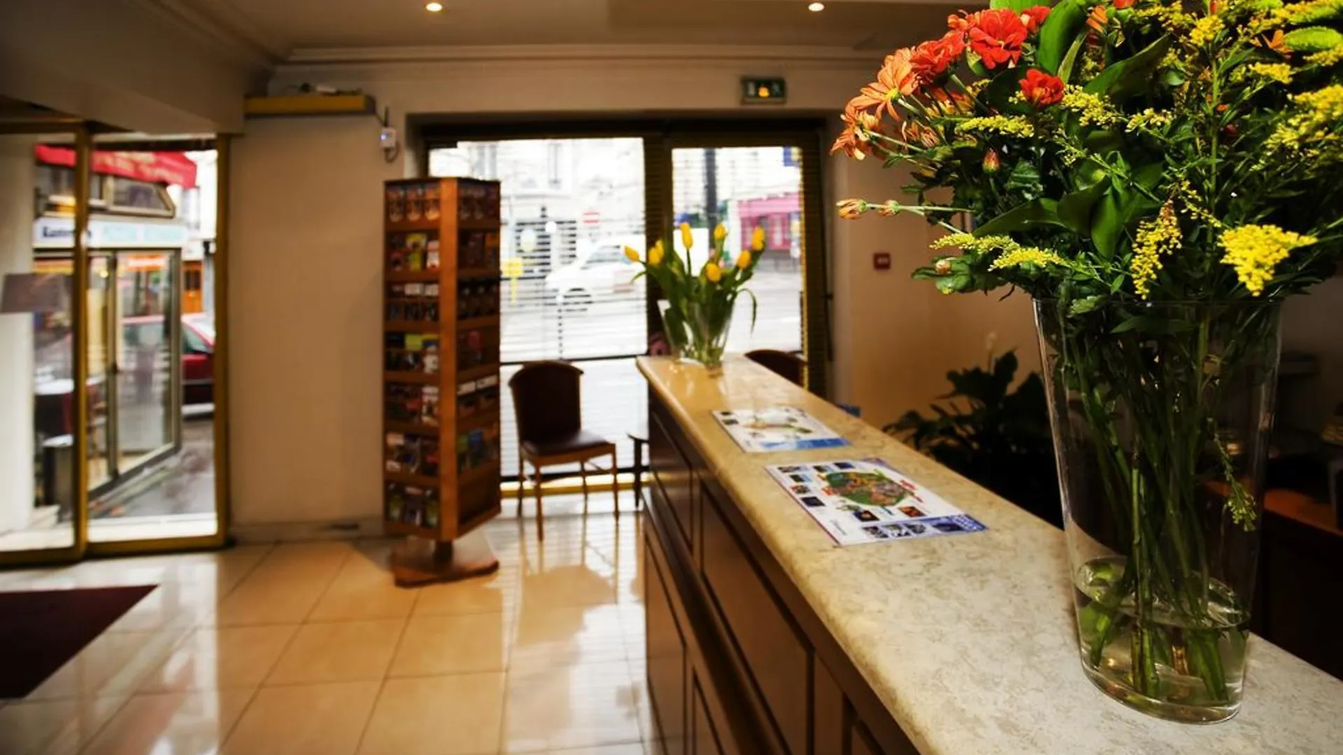 121 Paris Hotel